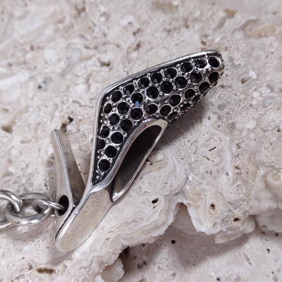 Black Crystal High Heel Charm Key Ring - Picture 7 of 9